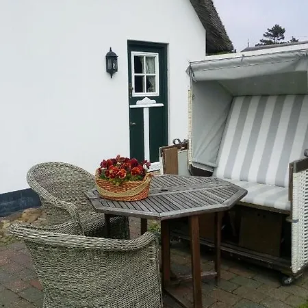 Apartment Reetdach Friesenhof Suederende